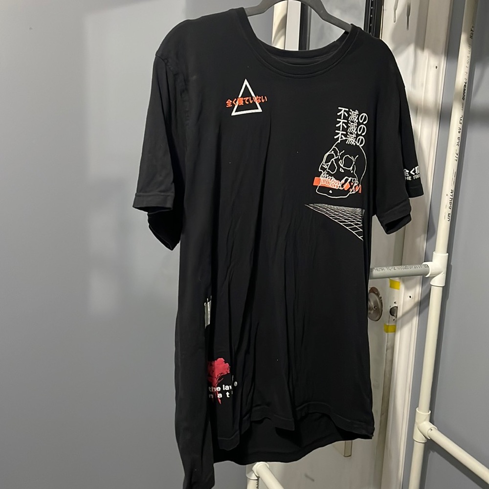 Graphic shirt